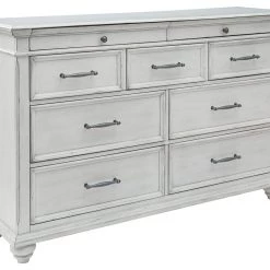 Ashley Furniture Kanwyn - Attractive - Dresser, Mirror Dressers
