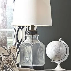 Ashley Furniture Accessories Sharolyn - Transparent/silver Finish - Glass Table Lamp (1/cn)