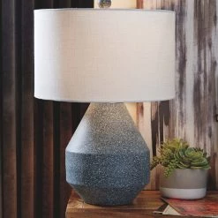 Ashley Furniture Kristeva - Blue - Metal Table Lamp (1/cn) Accessories