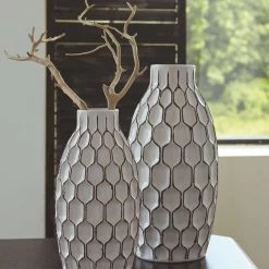 Ashley Furniture Dionna - White - Vase Set (2/cn) Table Decor