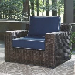 Ashley Furniture Grasson - Brown/blue - Lounge Chair W/cushion (1/cn)