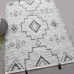 Uttermost Raton Tribal Ivory 6 X 9 Rug Accessories