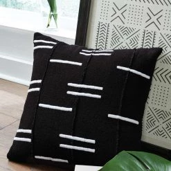 Ashley Furniture Abilena - Black/white - Pillow (4/cs)