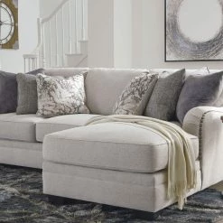 Benchcraft® Sectionals Dellara - Sectional With Chaise