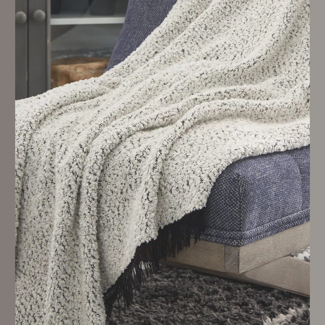 Ashley Furniture Accessories Leonita - Black/white - Throw (3/cs) 6 Ashley Furniture Accessories Leonita - Black/white - Throw (3/cs)