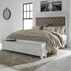 Benchcraft® Beds Kanwyn - Attractive - Upholstered Panel Bed