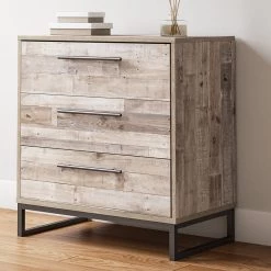 Signature Design By Ashley® Neilsville - Attractive - Dresser, Four Drawer Chest, Three Drawer Chest, Platform Bed, Nightstand 12 Signature Design By Ashley® Neilsville - Attractive - Dresser, Four Drawer Chest, Three Drawer Chest, Platform Bed, Nightstand