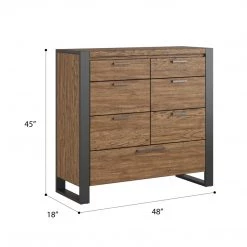 Emerald Home Hendrick Master Chest