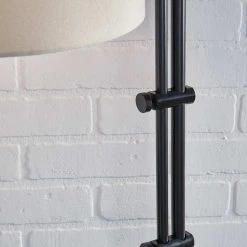 Ashley Furniture Accessories Baronvale - Black - Metal Floor Lamp (1/cn)