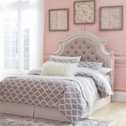 Ashley Furniture Headboards Realyn - Chipped White - Full Uph Panel Headboard