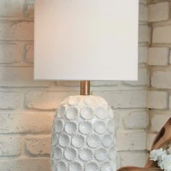 Ashley Furniture Moorbank - White - Ceramic Table Lamp (1/cn) Accessories 7 Ashley Furniture Moorbank - White - Ceramic Table Lamp (1/cn) Accessories