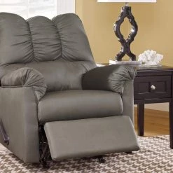 Ashley Furniture Darcy - Best In Class - Rocker Recliners 47 Ashley Furniture Darcy - Best In Class - Rocker Recliners