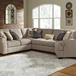Benchcraft® Pantomine - Driftwood - Right Arm Facing Cuddler 4 Pc Sectional Sectionals