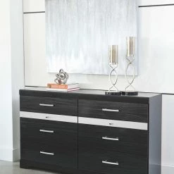 Ashley Furniture Dressers Starberry - Patterned - Dresser, Mirror