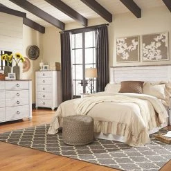 Ashley Furniture Willowton - Brown / Beige / White - Five Drawer Chest Chests