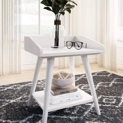 Ashley Furniture Tables Blariden - White - Accent Table