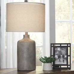 Ashley Furniture Linus - Antique Black - Ceramic Table Lamp (1/cn) Accessories