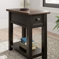 Ashley Furniture Tyler - Black / Gray - Chair Side End Table