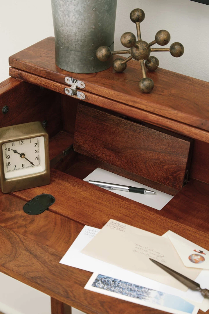 Ashley Furniture Trumore - Medium Brown - Console Sofa Table 5 Ashley Furniture Trumore - Medium Brown - Console Sofa Table