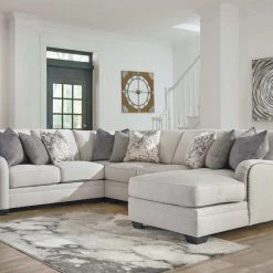 Benchcraft® Sectionals Dellara - Sectional With Chaise
