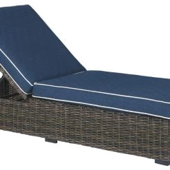 Ashley Furniture Chairs Grasson - Brown/blue - Chaise Lounge With Cushion