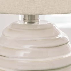 Ashley Furniture Accessories Glennwick - White - Ceramic Table Lamp (1/cn)