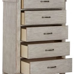 Ashley Furniture Hollentown - Whitewash - Five Drawer Chest