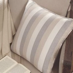 Ashley Furniture Mistelee - Tan/gray/white - Pillow (4/cs)