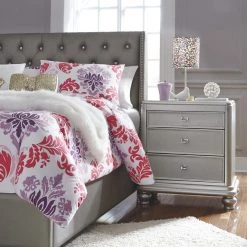 Ashley Furniture Maddy - Purple - Metal Table Lamp (1/cn)