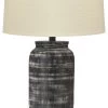 Ashley Furniture Mandelina - Black - Metal Table Lamp (1/cn)