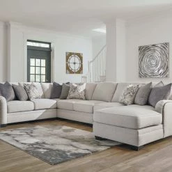 Benchcraft® Sectionals Dellara - Sectional With Chaise