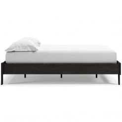 Ashley Furniture Piperton - Brown / Black - Queen Platform Bed Beds