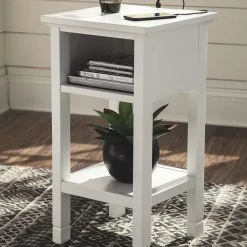 Ashley Furniture Tables Marnville - Accent Table