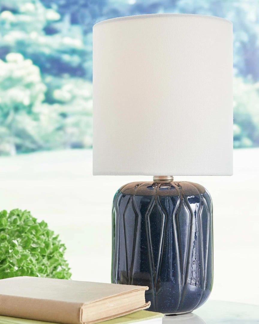 Ashley Furniture Hengrove - Navy - Ceramic Table Lamp (1/cn) Accessories 5 Ashley Furniture Hengrove - Navy - Ceramic Table Lamp (1/cn) Accessories