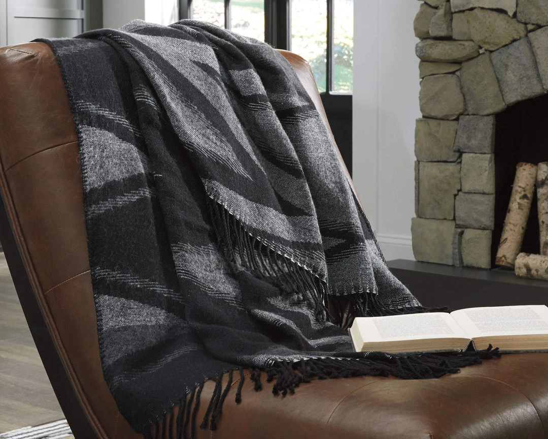 Ashley Furniture Cecile - Black/gray - Throw (3/cs) Accessories 4 Ashley Furniture Cecile - Black/gray - Throw (3/cs) Accessories